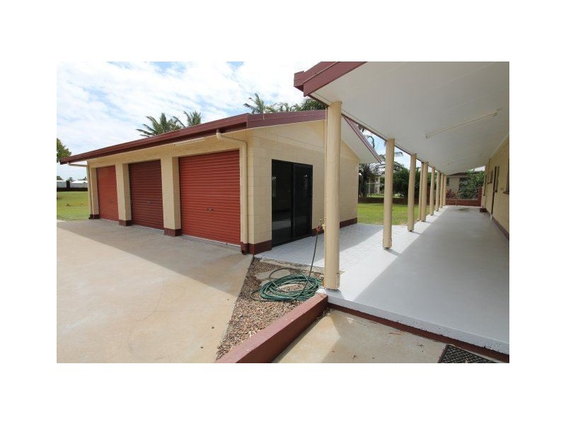 8 Lilliesmere Court, Ayr QLD 4807