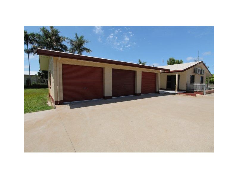8 Lilliesmere Court, Ayr QLD 4807