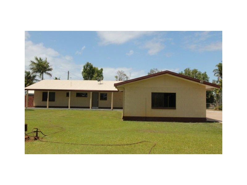 8 Lilliesmere Court, Ayr QLD 4807