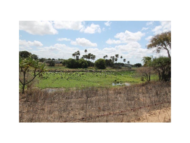 129 Parker Road, Ayr QLD 4807