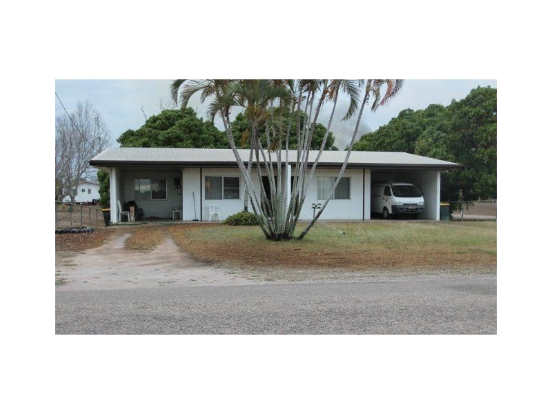 26 Sixth Avenue, Home Hill QLD 4806