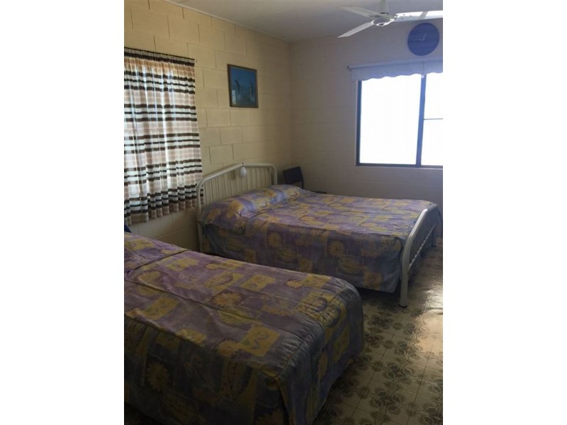 27 Aivu Avenue, Wunjunga QLD 4806