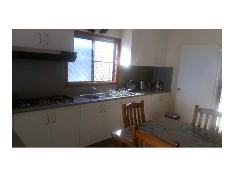 27 Aivu Avenue, Wunjunga QLD 4806