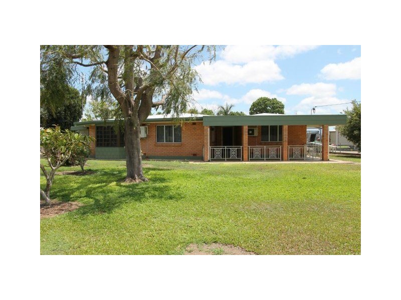 56 Fourth Street, Home Hill QLD 4806