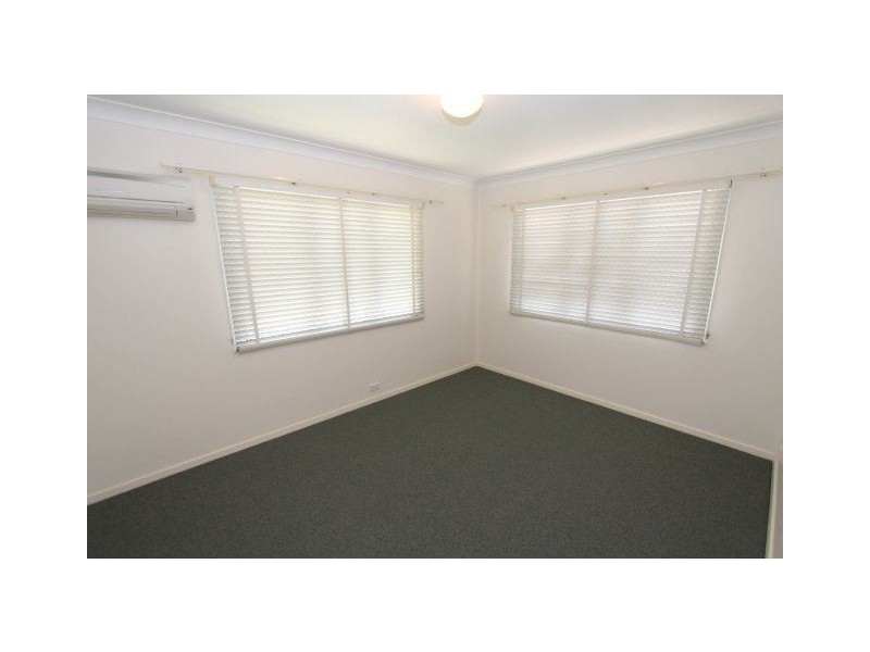 56 Fourth Street, Home Hill QLD 4806