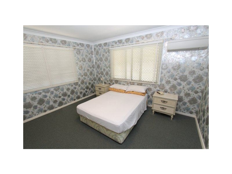 56 Fourth Street, Home Hill QLD 4806