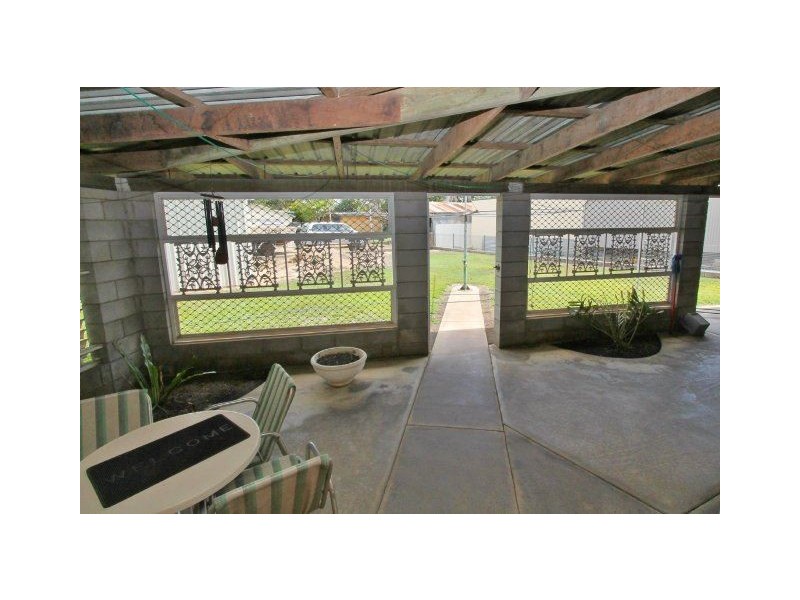 56 Fourth Street, Home Hill QLD 4806