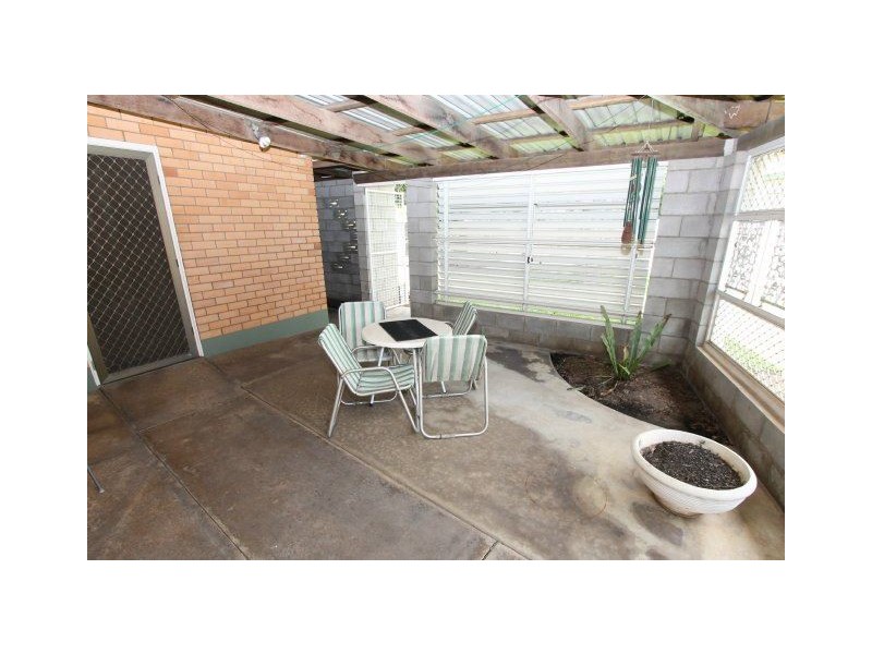 56 Fourth Street, Home Hill QLD 4806