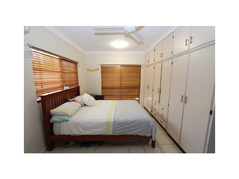 96 Thirteenth Avenue, Home Hill QLD 4806