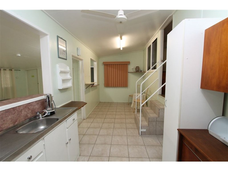 15 Topton Street, Alva QLD 4807