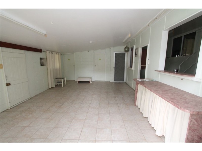 15 Topton Street, Alva QLD 4807