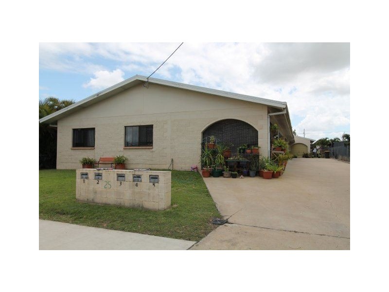 4/25 Queen Street, Ayr QLD 4807