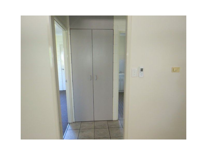 4/25 Queen Street, Ayr QLD 4807