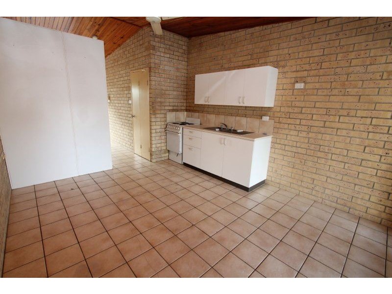 6/25 Conley Street, Ayr QLD 4807