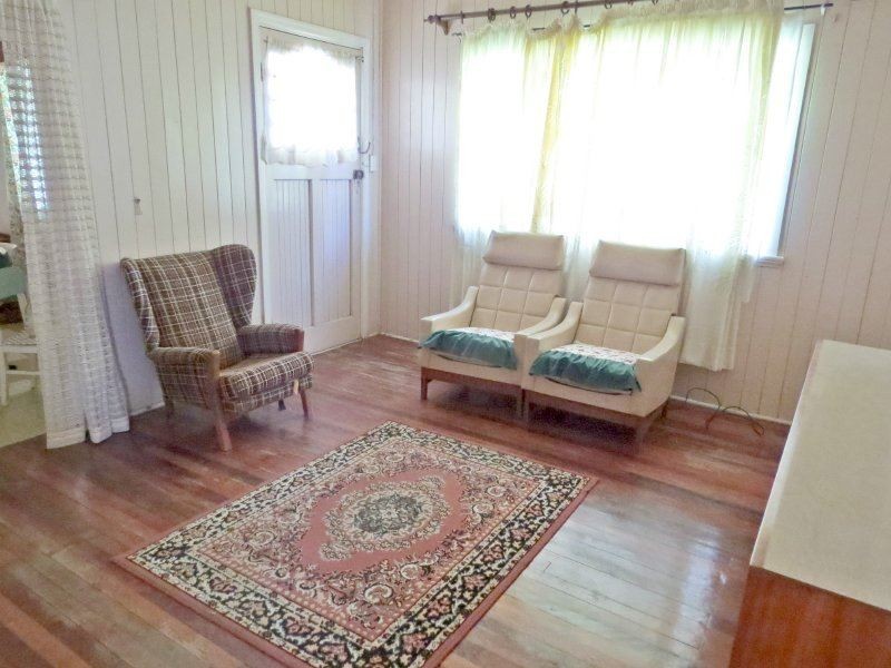 42 Beach Road, Ayr QLD 4807