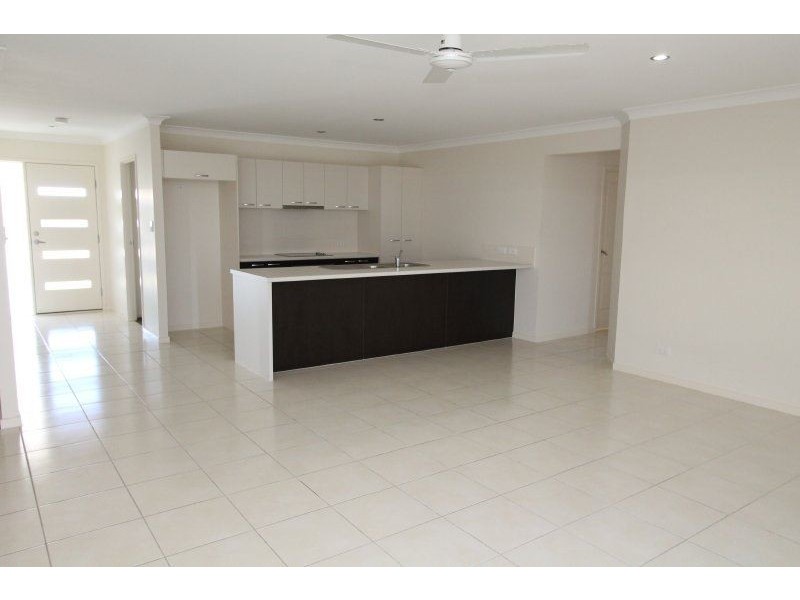 4 Mulberry Circuit, Ayr QLD 4807