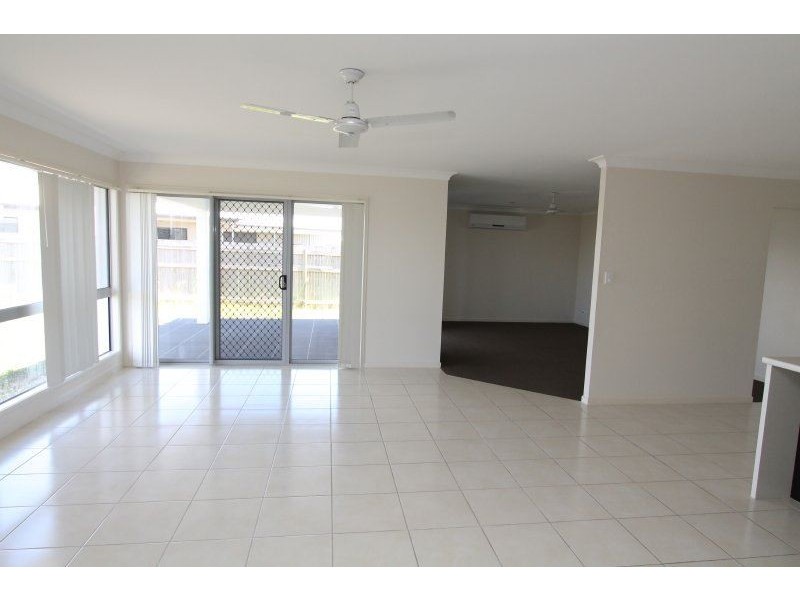 4 Mulberry Circuit, Ayr QLD 4807