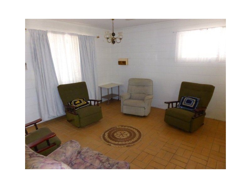 6 Scotia Street, Ravenswood QLD 4816