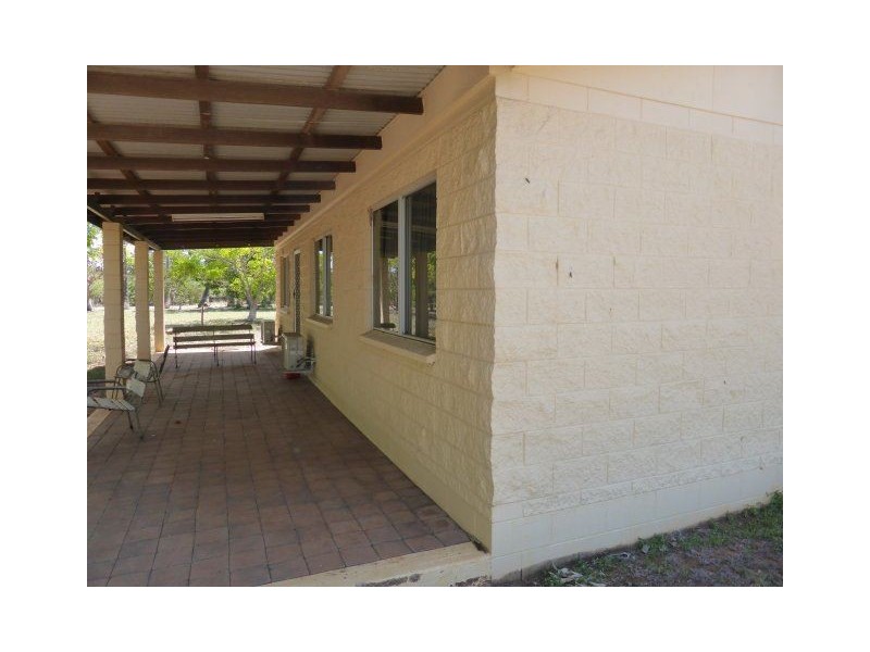 6 Scotia Street, Ravenswood QLD 4816