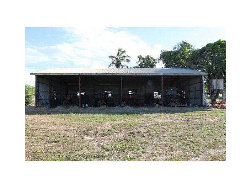 28224 Bruce Highway, Home Hill QLD 4806