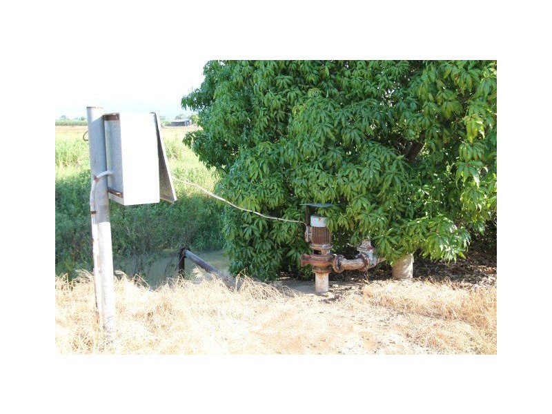 28224 Bruce Highway, Home Hill QLD 4806