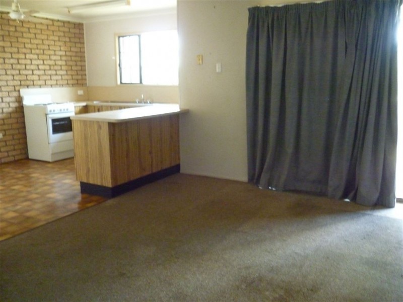 175 Eighth Avenue, Home Hill QLD 4806