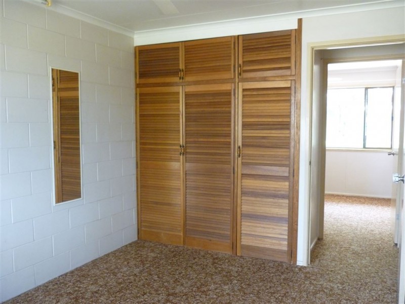 175 Eighth Avenue, Home Hill QLD 4806