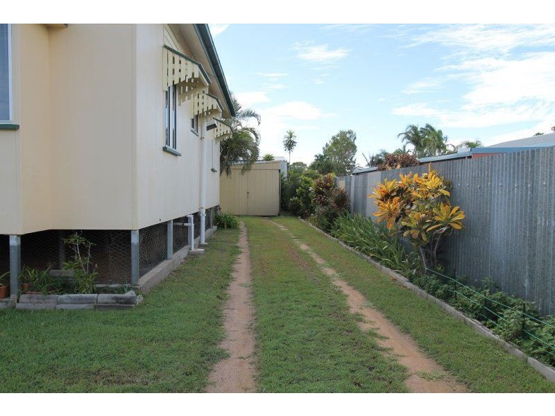 17 Macmillan Street, Ayr QLD 4807