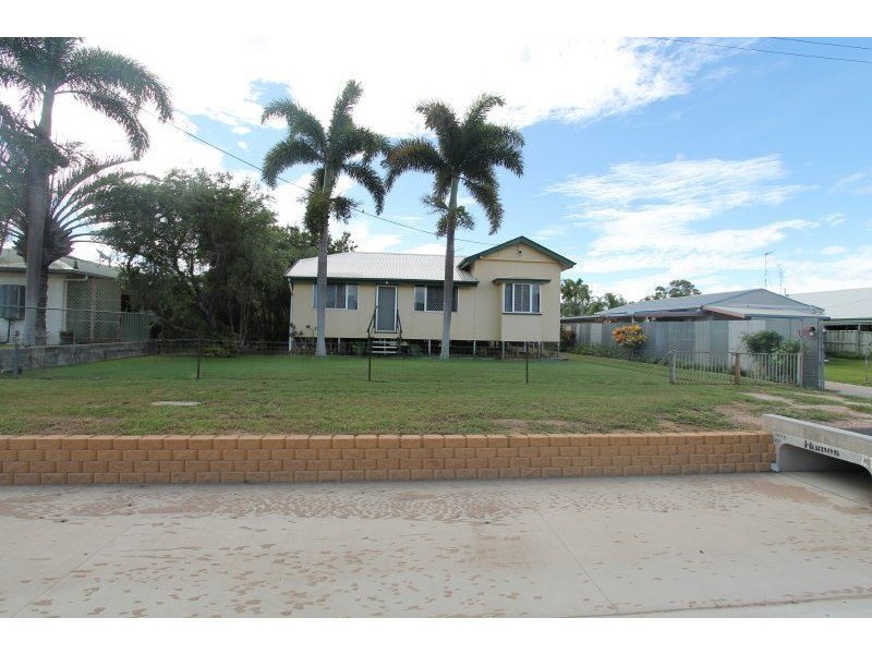 17 Macmillan Street, Ayr QLD 4807