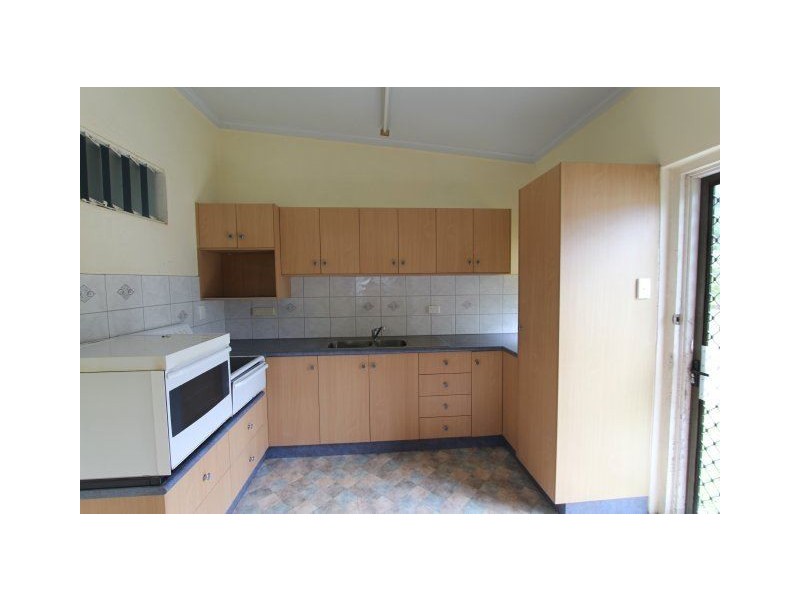 94 Beach Road, Ayr QLD 4807