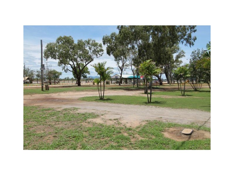3/28 Hinkson Esplanade, Home Hill QLD 4806