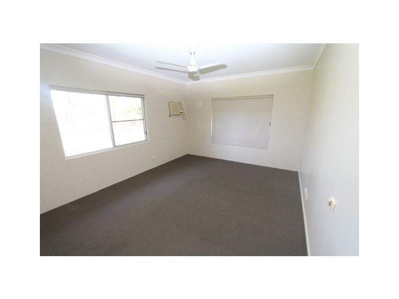 87 Juanita Drive, Mount Kelly QLD 4807