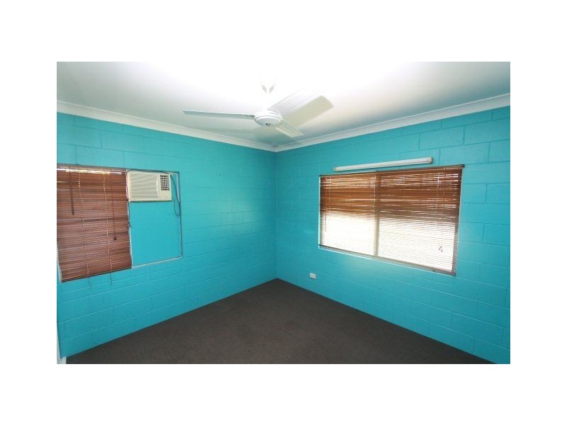 87 Juanita Drive, Mount Kelly QLD 4807