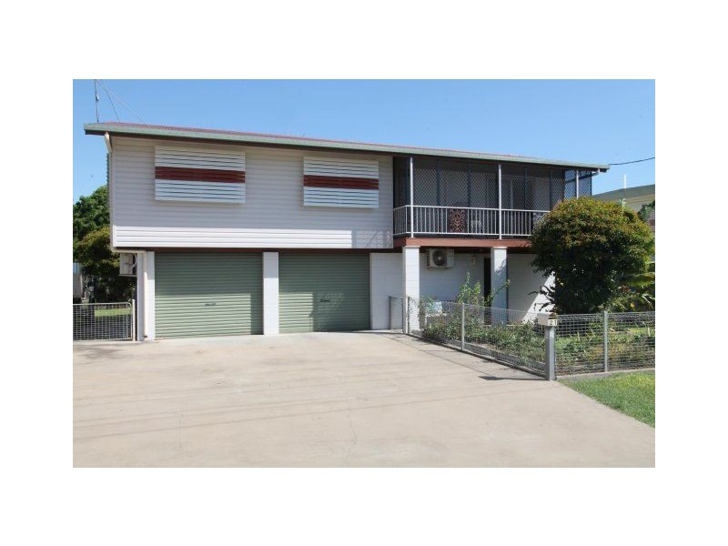21 Tenth Street, Home Hill QLD 4806