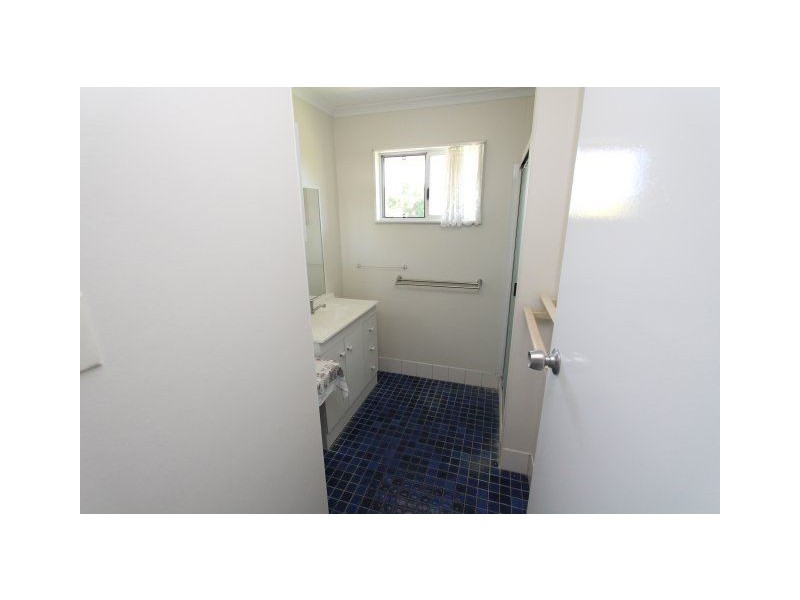 21 Tenth Street, Home Hill QLD 4806