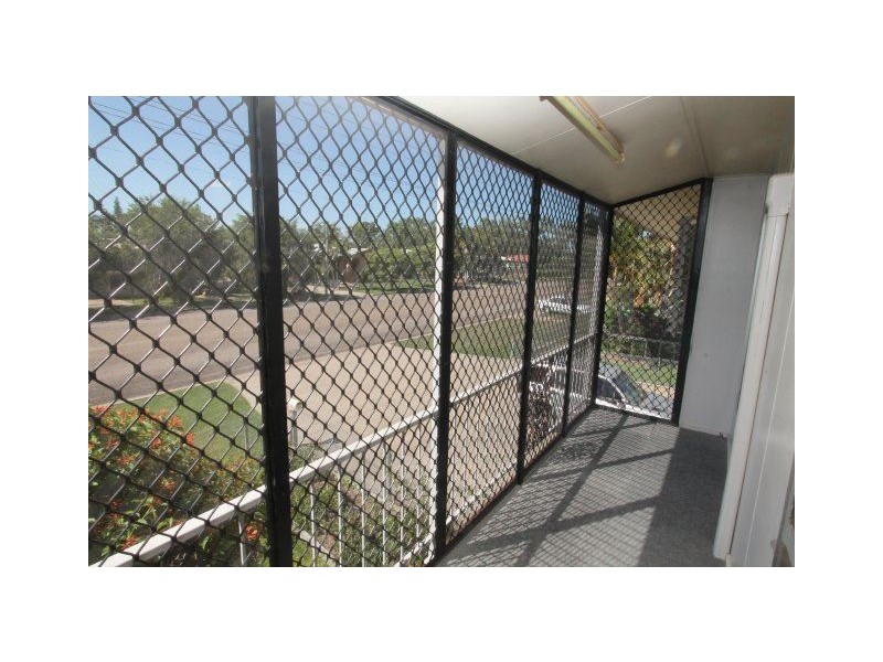 21 Tenth Street, Home Hill QLD 4806