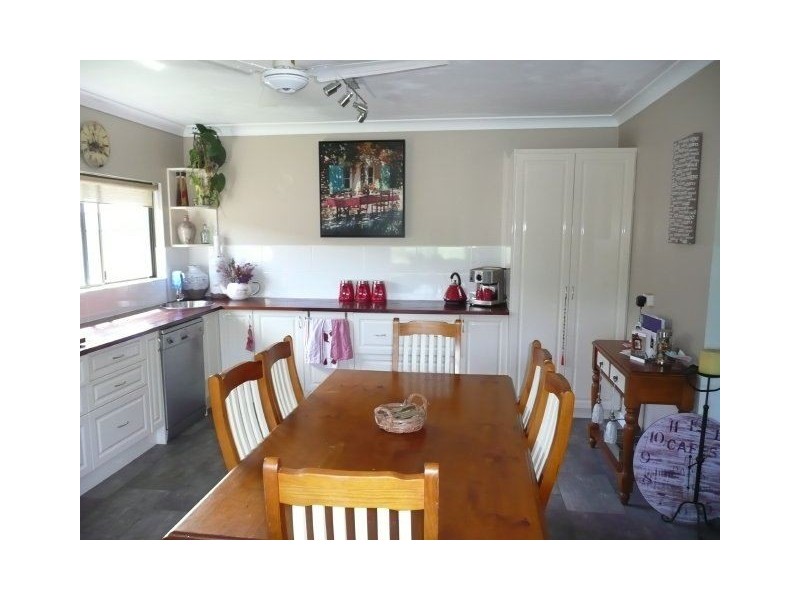 24 Grey Street, Ayr QLD 4807