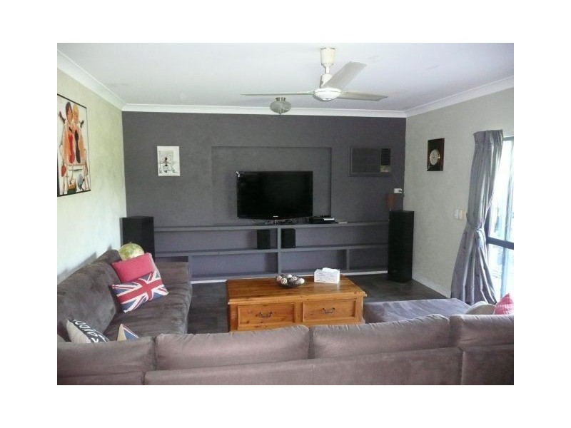 24 Grey Street, Ayr QLD 4807