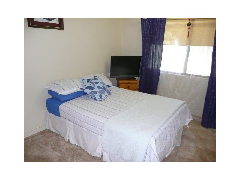24 Grey Street, Ayr QLD 4807