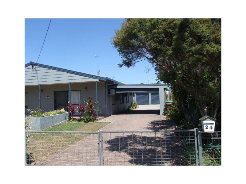 24 Grey Street, Ayr QLD 4807