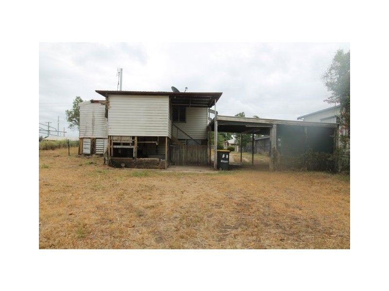 16 Graham Street, Ayr QLD 4807