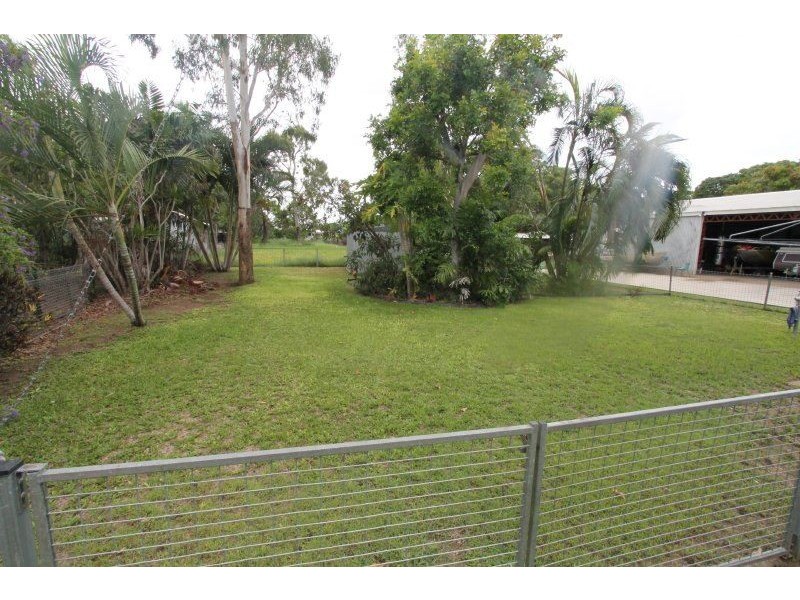 52 Gibson Street, Ayr QLD 4807