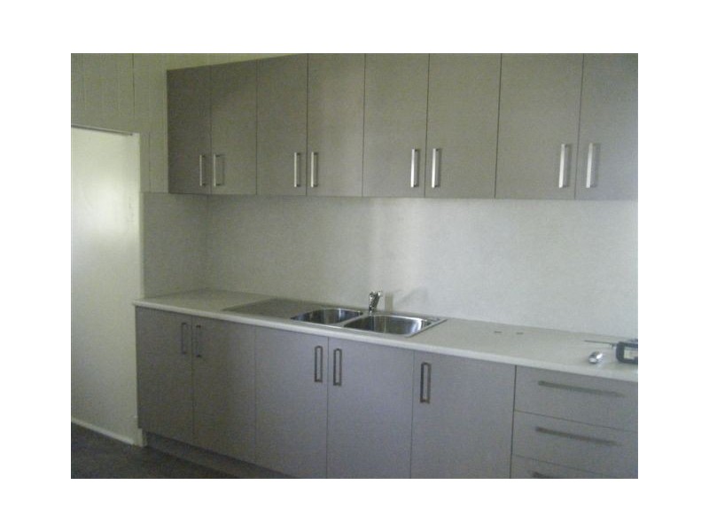 84 Fifteenth Street, Home Hill QLD 4806