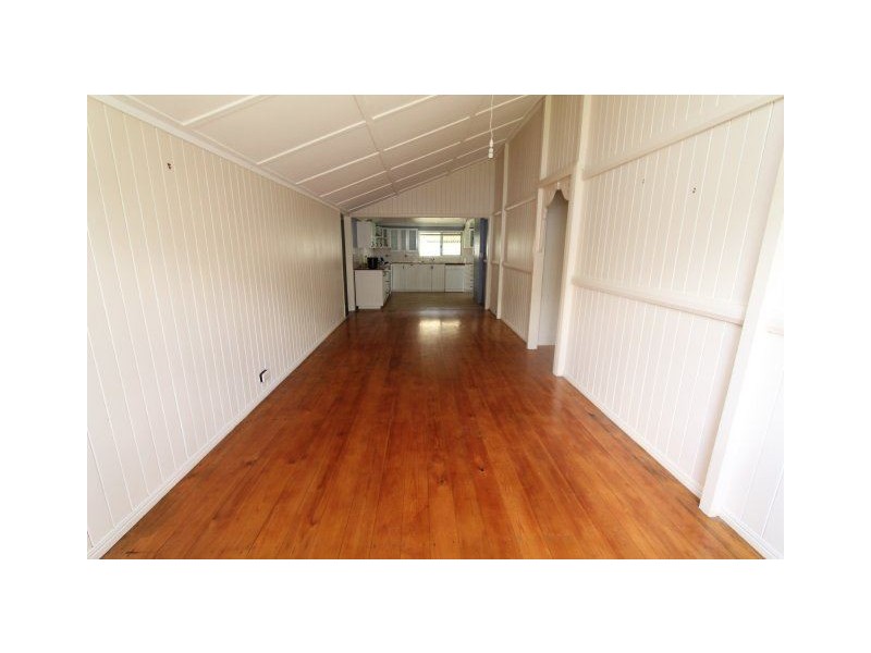 117 Cameron Street, Ayr QLD 4807