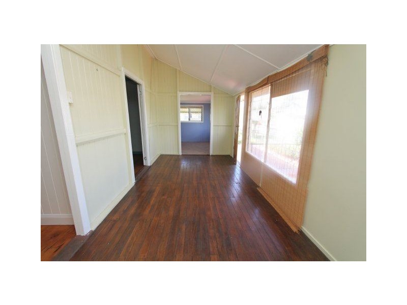 117 Cameron Street, Ayr QLD 4807