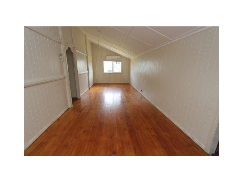 117 Cameron Street, Ayr QLD 4807