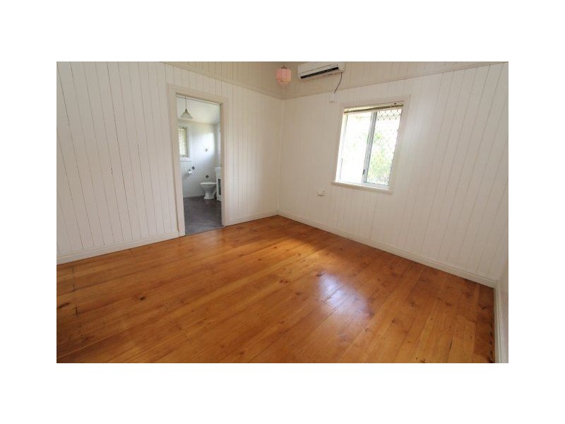 117 Cameron Street, Ayr QLD 4807
