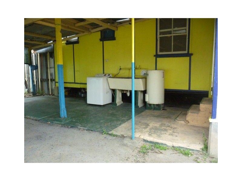 2/131 Wilmington Street, Ayr QLD 4807