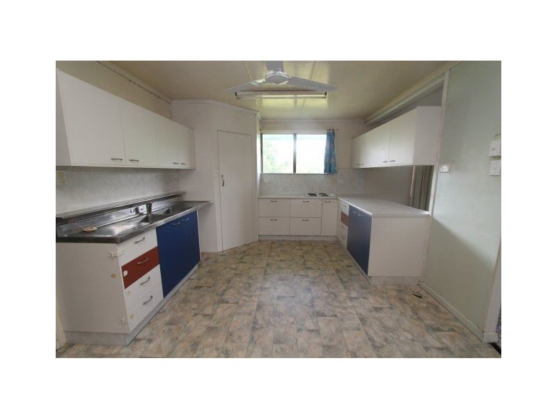32 Drysdale Street, Brandon QLD 4808