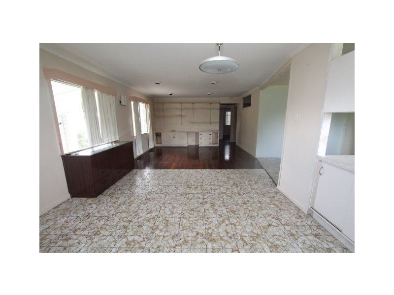 32 Drysdale Street, Brandon QLD 4808